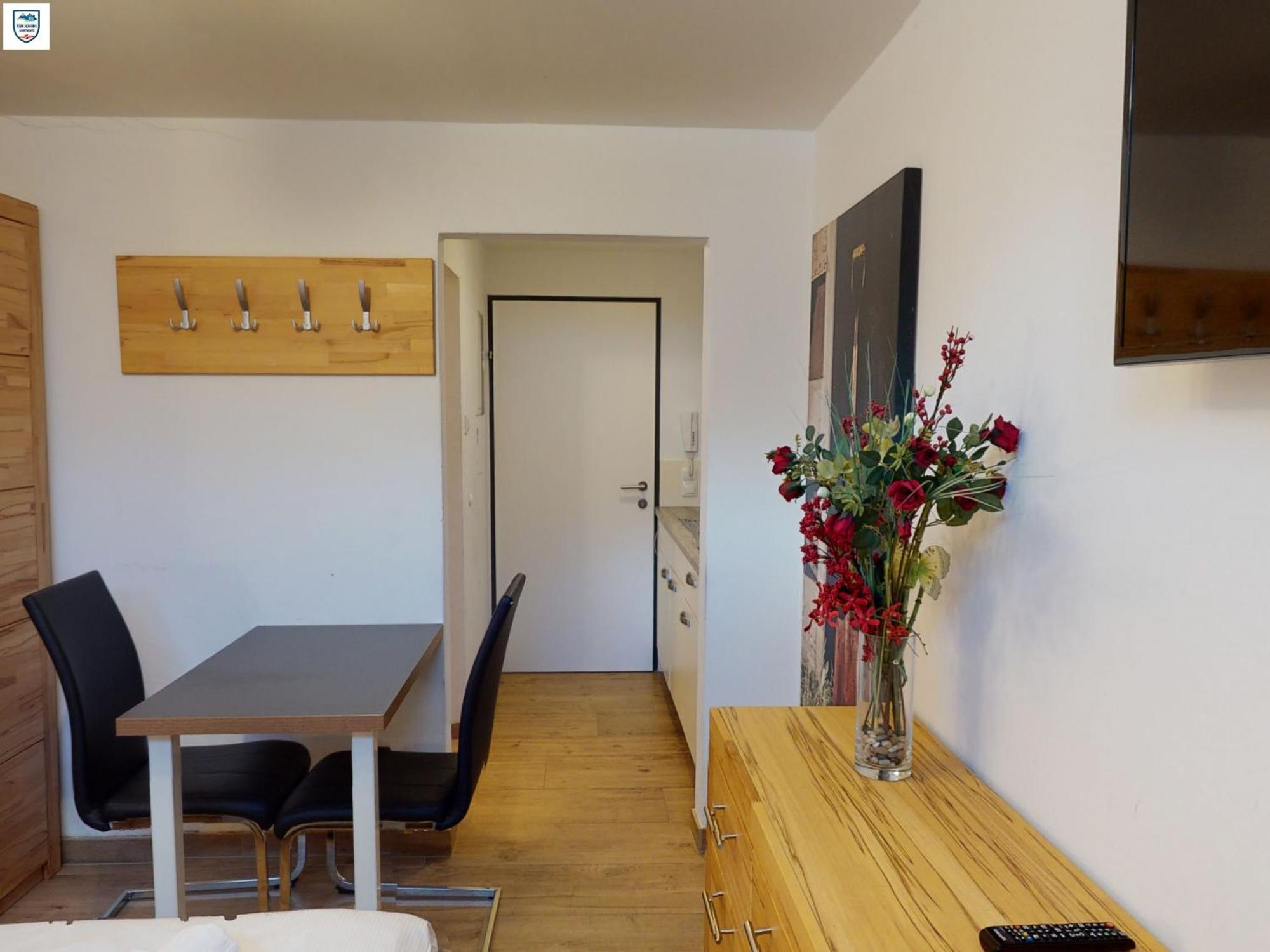 Studio Alpin -10A By Four Seasons Apartments Kaprun Exterior photo